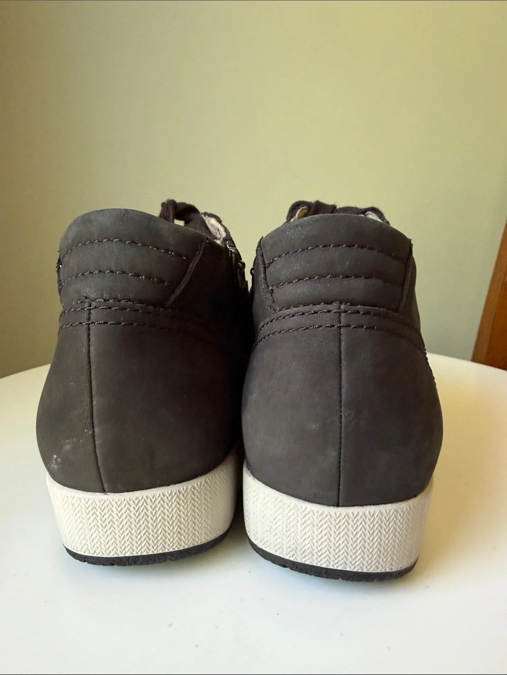 Dansko Onyx Black Milled Nubuck High Top Sneaker Booties Side Zip Comfort Size38